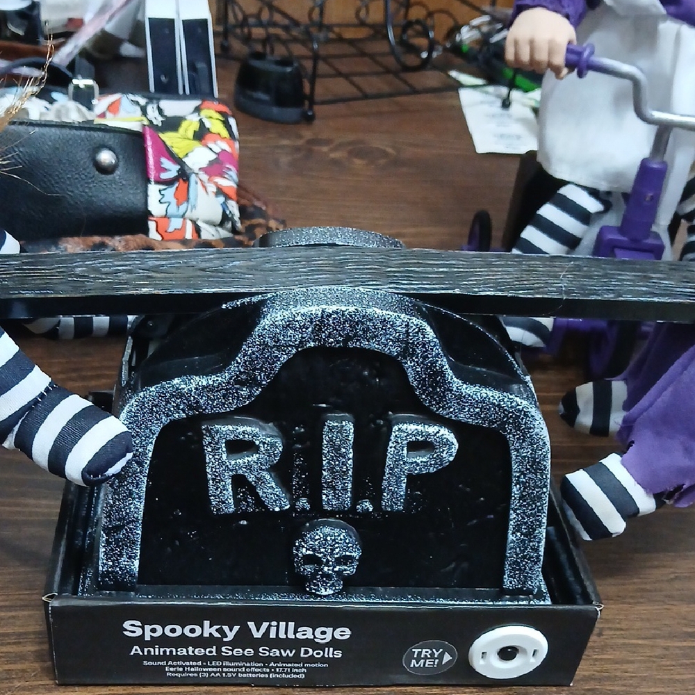 Spooky Village CREEPY Animated See Saw Dolls